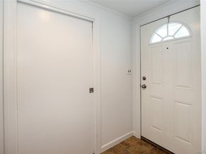 12 Ronan Road, Glen Cove NY 11542
