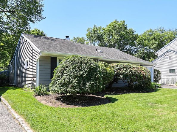 12 Ronan Road, Glen Cove NY 11542