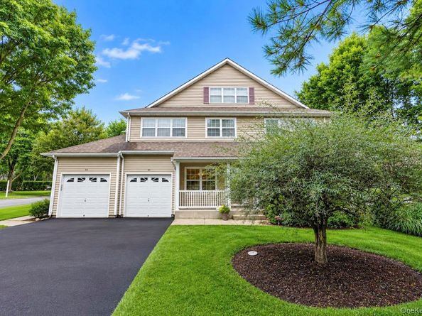 51 Deer Valley Drive, Nesconset NY 11767