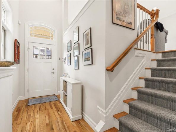 30 Hidden Ridge Court, Scarsdale NY 10583