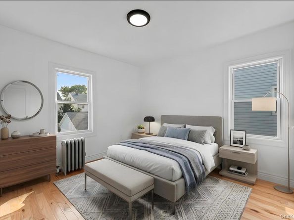 21432 112th Road, Queens Village NY 11429