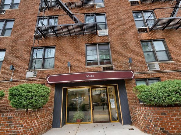 50-21 39th Place 1A, Sunnyside NY 11104