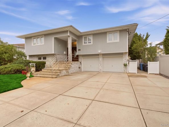2962 Hewlett Avenue, Merrick NY 11566