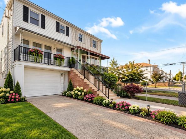 541 Beach 72nd Street, Arverne NY 11692