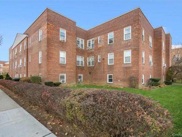 200 N Village Avenue 100, Rockville Centre NY 11570