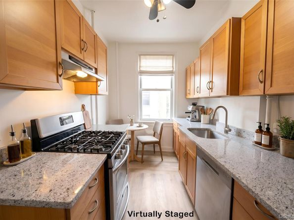 3775 64th Street 31, Woodside NY 11377