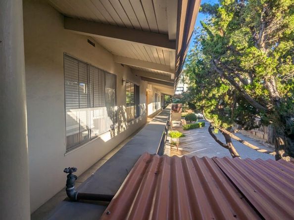 Everett, Palo Alto CA 94301