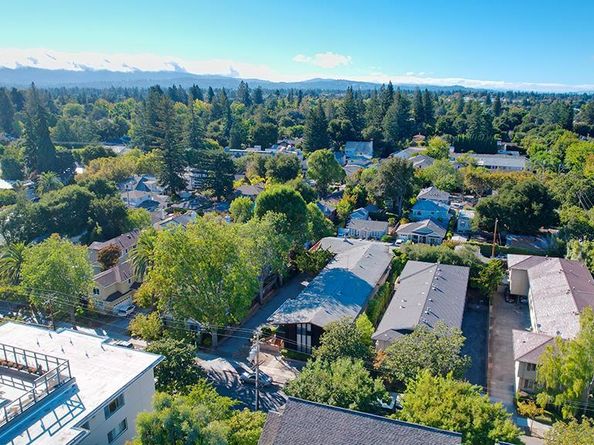 Everett, Palo Alto CA 94301