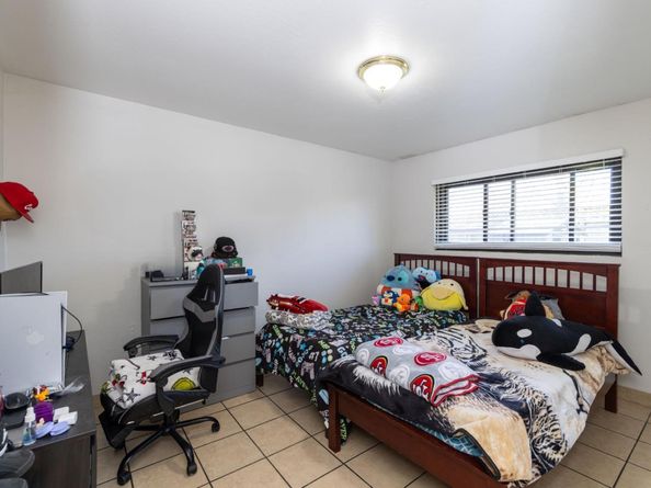 Calabasas, Watsonville CA 95076