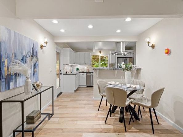 3902 Laguna, Palo Alto CA 94306