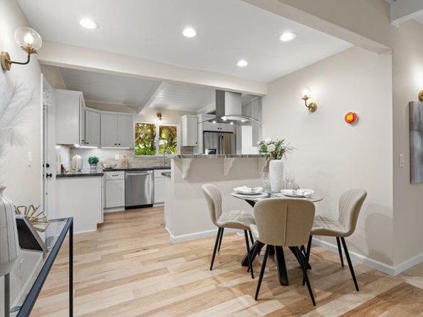 3902 Laguna, Palo Alto CA 94306