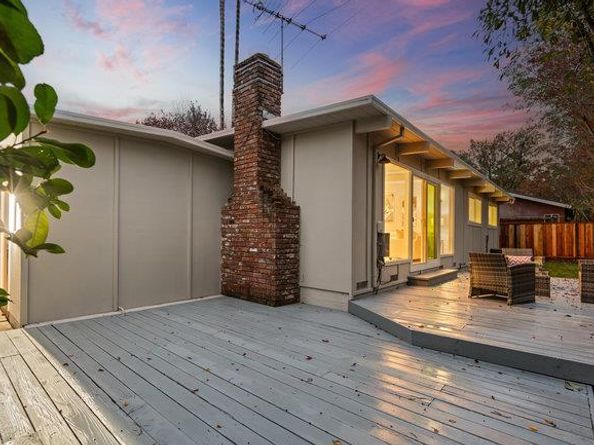 3902 Laguna, Palo Alto CA 94306