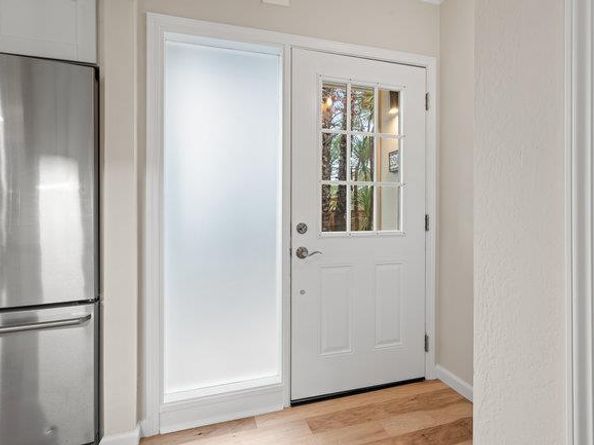 3902 Laguna, Palo Alto CA 94306