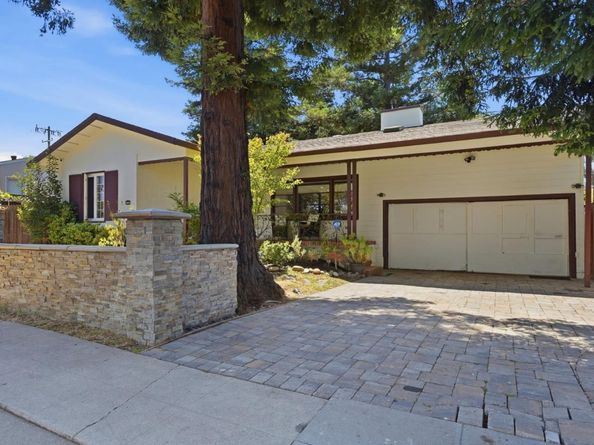 3010 Alameda De Las Pulgas, San Mateo CA 94403