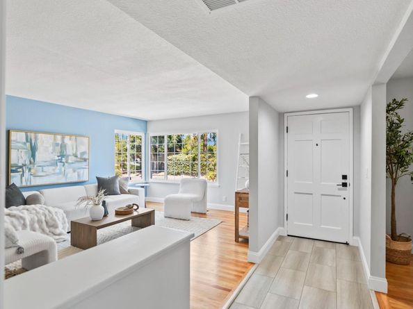 1617 Blackhawk Drive, Sunnyvale CA 94087