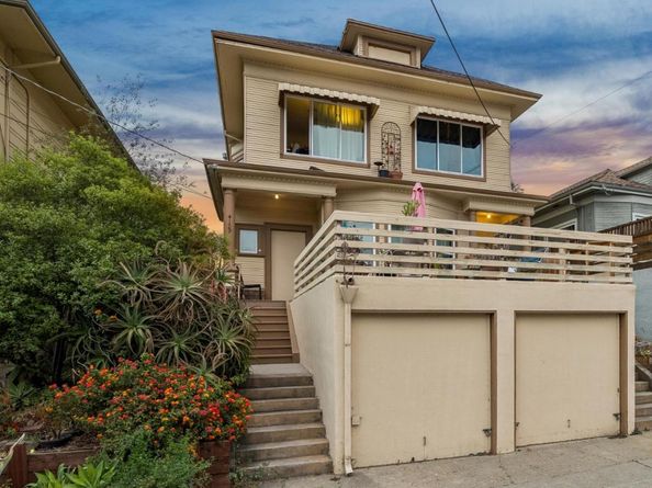 4131 Howe Street, Oakland CA 94611