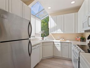 2573 Park Boulevard U204, Palo Alto CA 94306