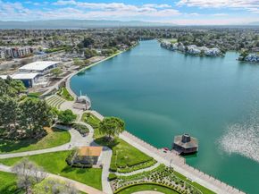31 E Court Lane, Foster City CA 94404