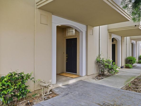 334 Dunsmuir Terrace 3, Sunnyvale CA 94085