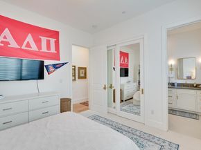 215 E Edith Avenue, Los Altos CA 94022