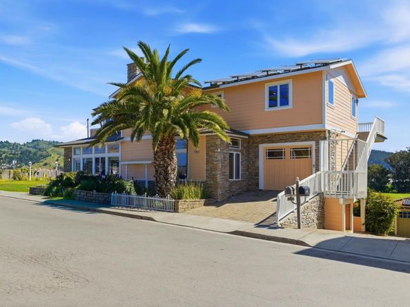 1207 Danmann Avenue, Pacifica CA 94044