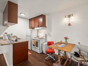 Josephine, Berkeley CA 94703