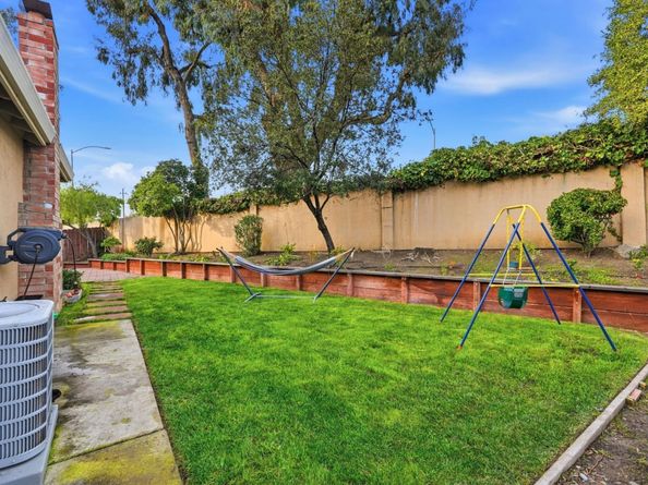 586 Old Evans Road, Milpitas CA 95035