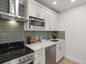 895 Laurel Avenue, Belmont CA 94002