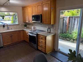 280 Orchard Avenue K, Mountain View CA 94043