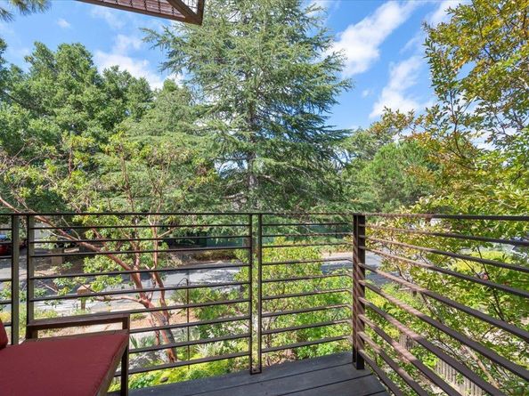 705 University Avenue, Los Altos CA 94022