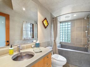 705 University Avenue, Los Altos CA 94022