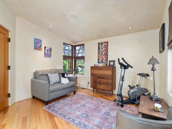 705 University Avenue, Los Altos CA 94022