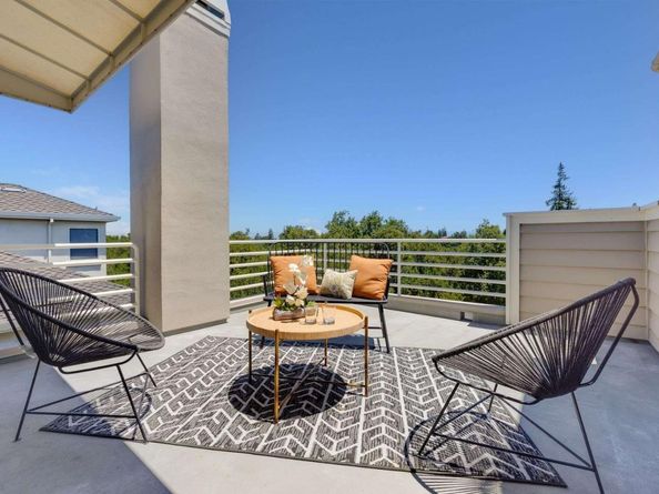 22346 Mcclellan Road, Cupertino CA 95014
