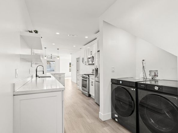 1463 103rd Avenue, Oakland CA 94603