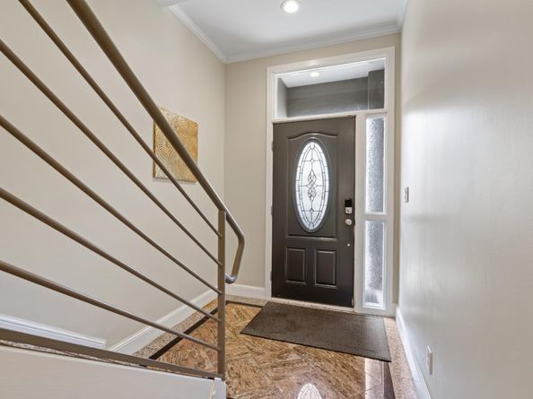 1047 Schwerin Street, Daly City CA 94014