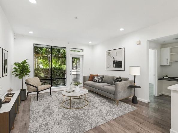 1060 S 3rd Street 129, San Jose CA 95112