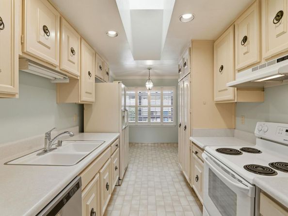 5065 Cribari Bluffs, San Jose CA 95135