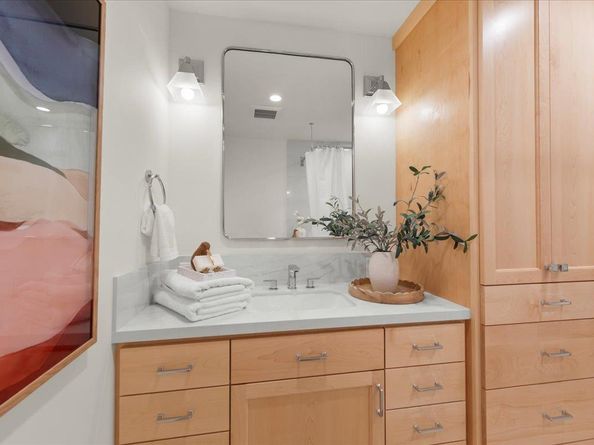 600 Pennsylvania Avenue 10, Los Gatos CA 95030