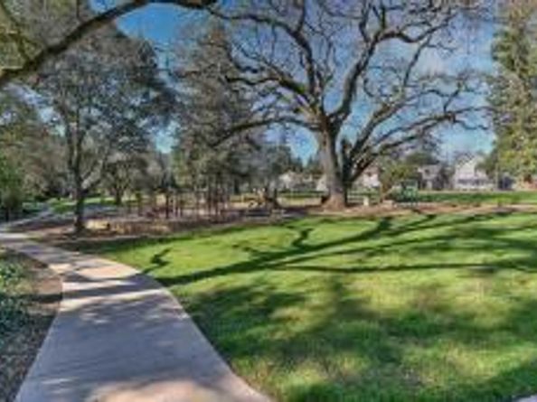 600 Pennsylvania Avenue 10, Los Gatos CA 95030