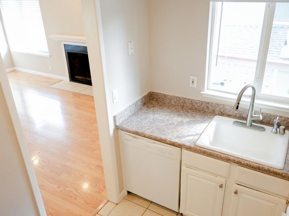 84 Rancho Drive H, San Jose CA 95111