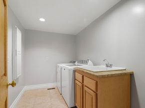 12387 Stonebrook Drive, Los Altos Hills CA 94022