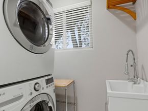 12387 Stonebrook Drive, Los Altos Hills CA 94022