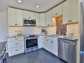 1458 Hudson Street 116, Redwood City CA 94061