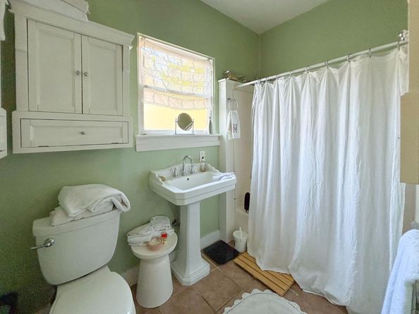 Waverley, Palo Alto CA 94301