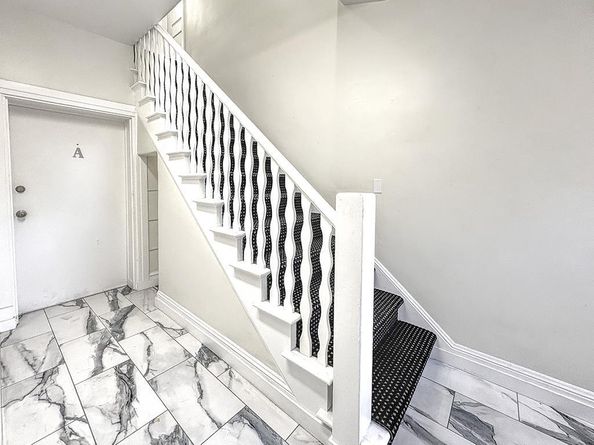 Waverley, Palo Alto CA 94301