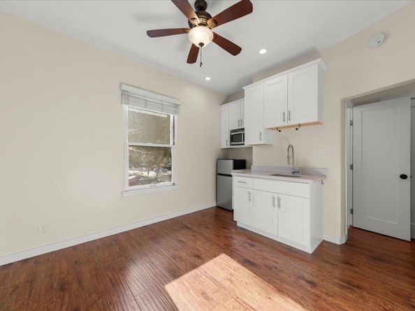 Waverley, Palo Alto CA 94301