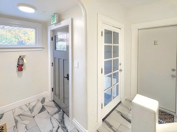 Waverley, Palo Alto CA 94301