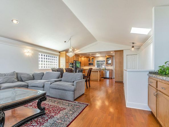 276 San Benito Road, Brisbane CA 94005