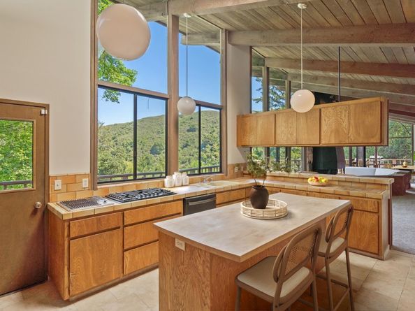 40 Deer Path Drive, Portola Valley CA 94028