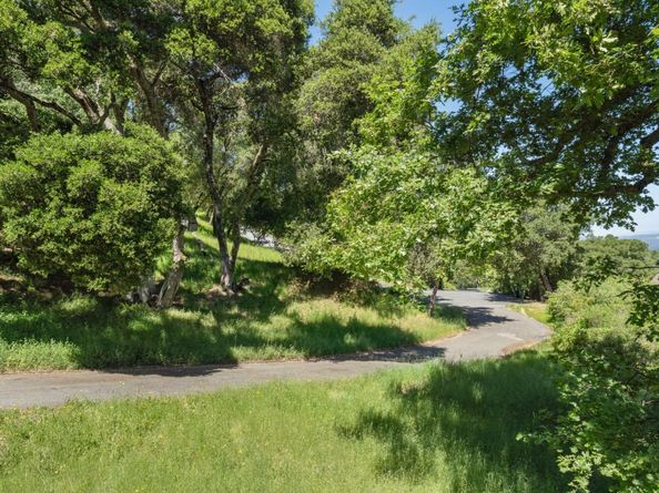 40 Deer Path Drive, Portola Valley CA 94028